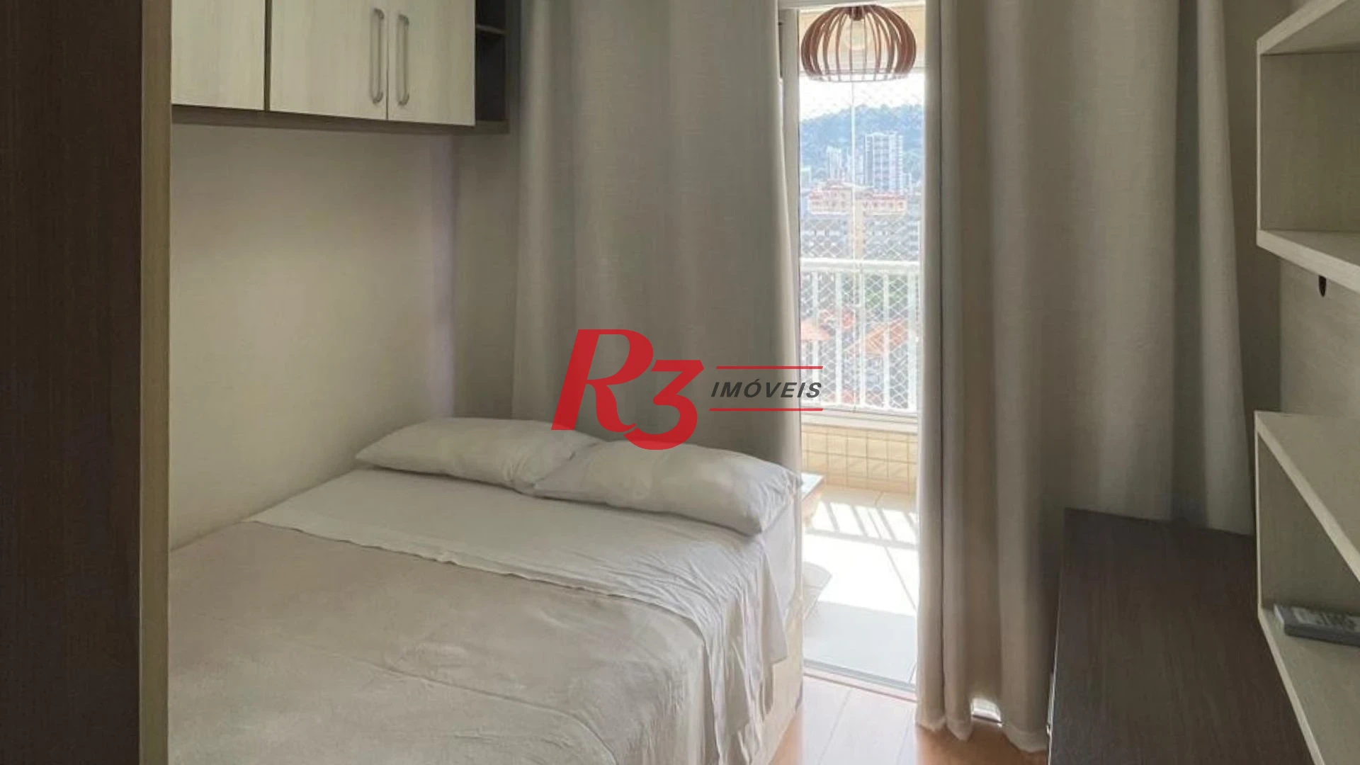 Apartamento com 3 dormitórios à venda, 92 m² por R$ 899.000,00 - Encruzilhada - Santos/SP