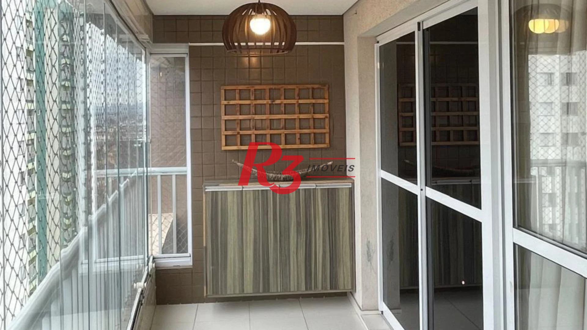 Apartamento com 3 dormitórios à venda, 92 m² por R$ 899.000,00 - Encruzilhada - Santos/SP
