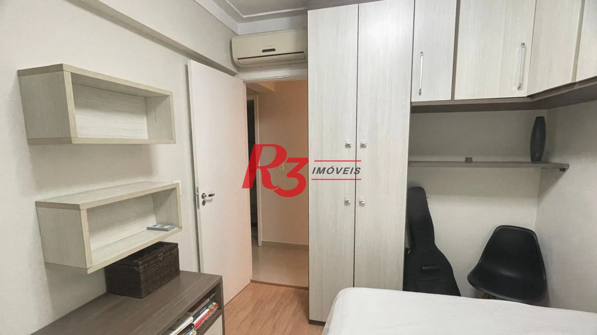 Apartamento com 3 dormitórios à venda, 92 m² por R$ 899.000,00 - Encruzilhada - Santos/SP