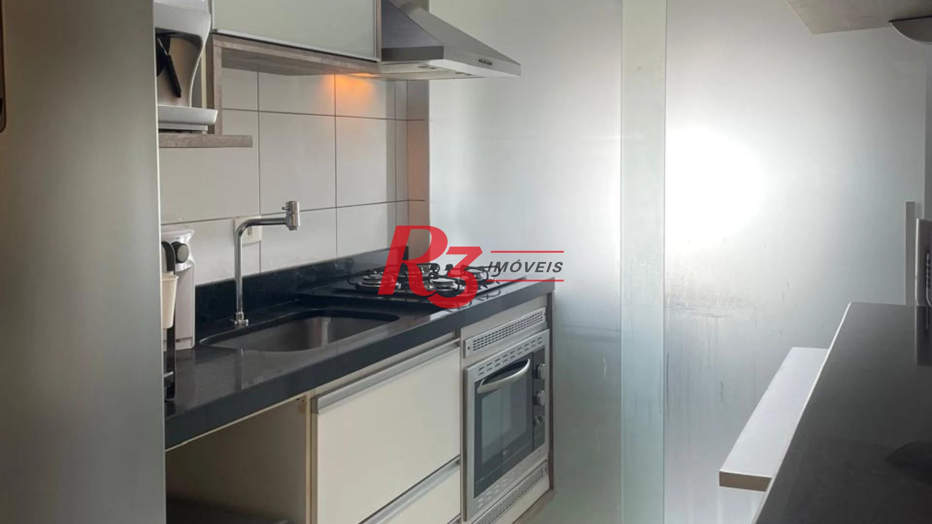 Apartamento com 3 dormitórios à venda, 92 m² por R$ 899.000,00 - Encruzilhada - Santos/SP