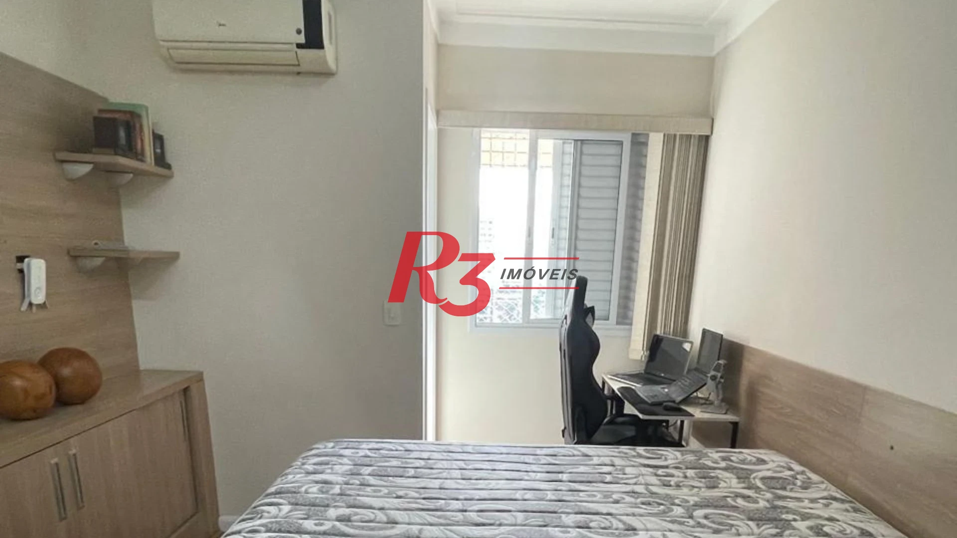 Apartamento com 3 dormitórios à venda, 92 m² por R$ 899.000,00 - Encruzilhada - Santos/SP