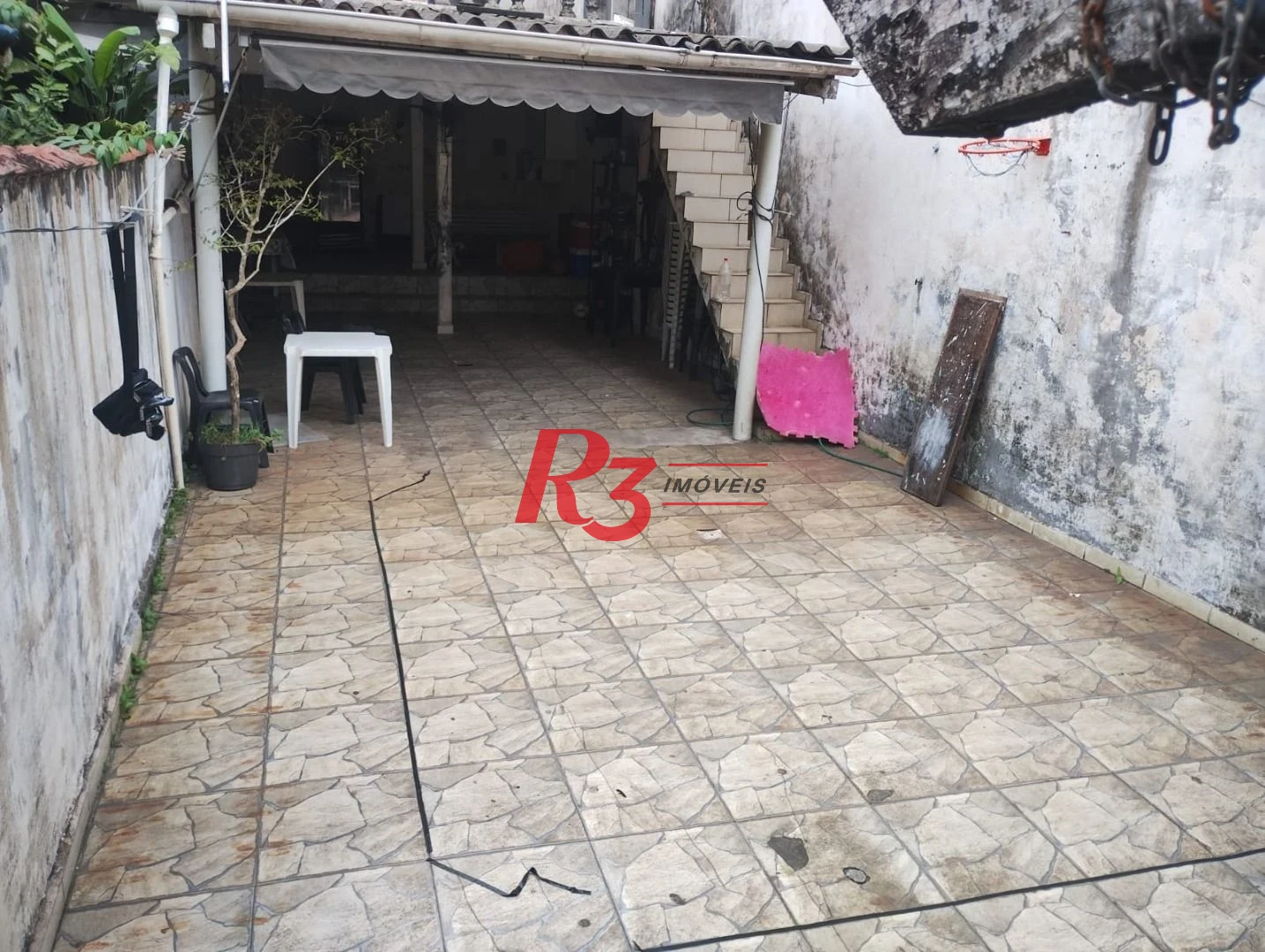 Terreno à venda, 200 m² por R$ 540.000,00 - Vila Mathias - Santos/SP