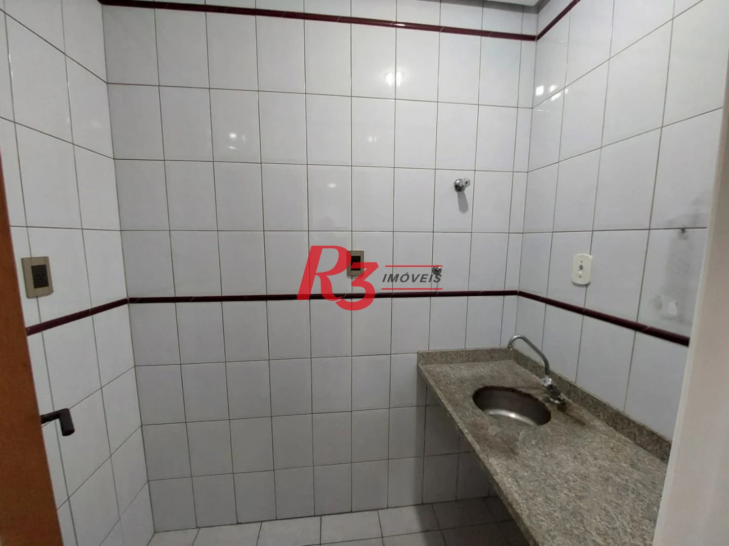 Sala à venda, 50 m² por R$ 300.000,00 - Vila Nova - Santos/SP