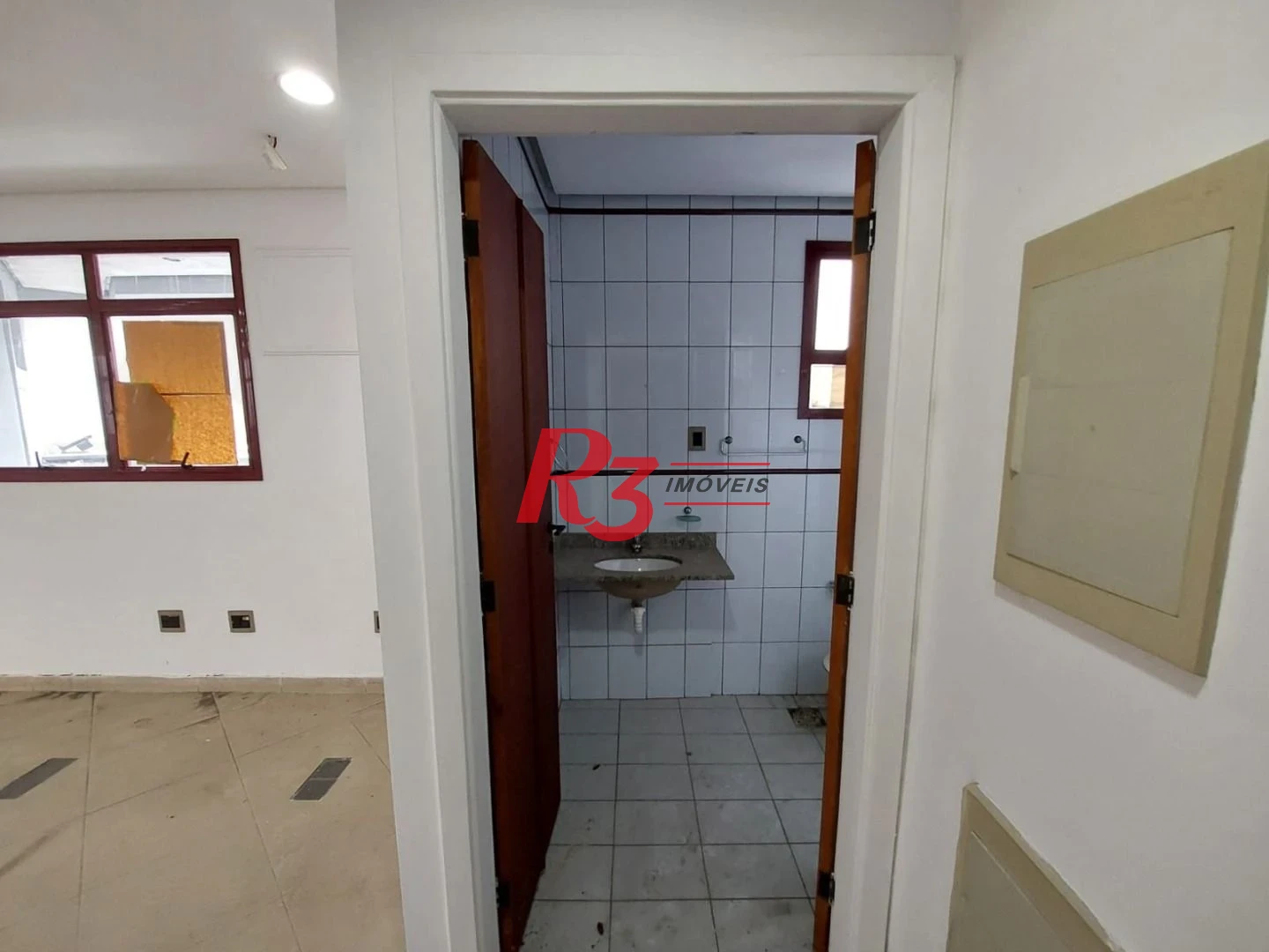 Sala à venda, 50 m² por R$ 300.000,00 - Vila Nova - Santos/SP