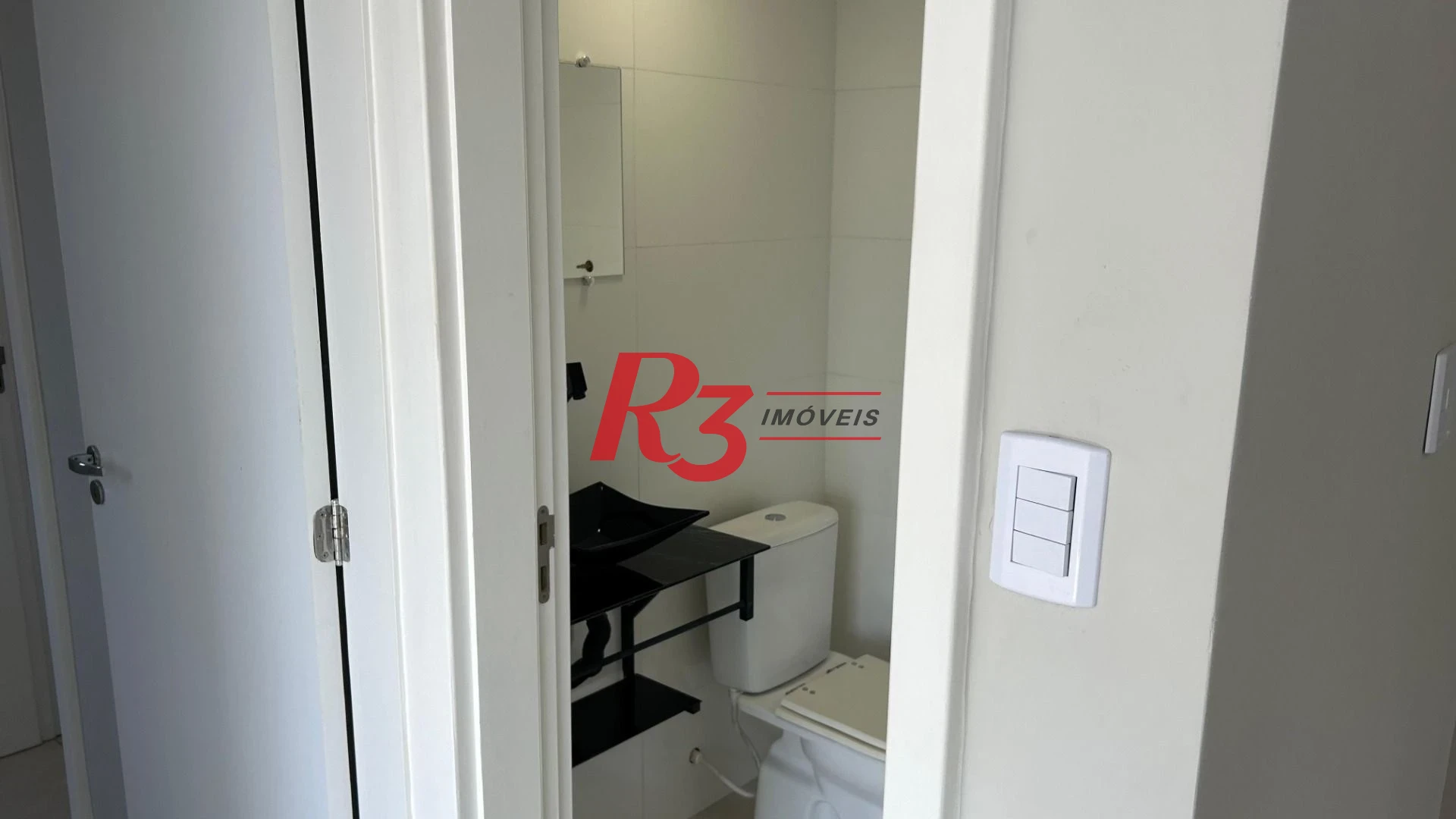 Apartamento com 1 dormitório à venda, 73 m² por R$ 300.000,00 - Vila Cascatinha - São Vicente/SP