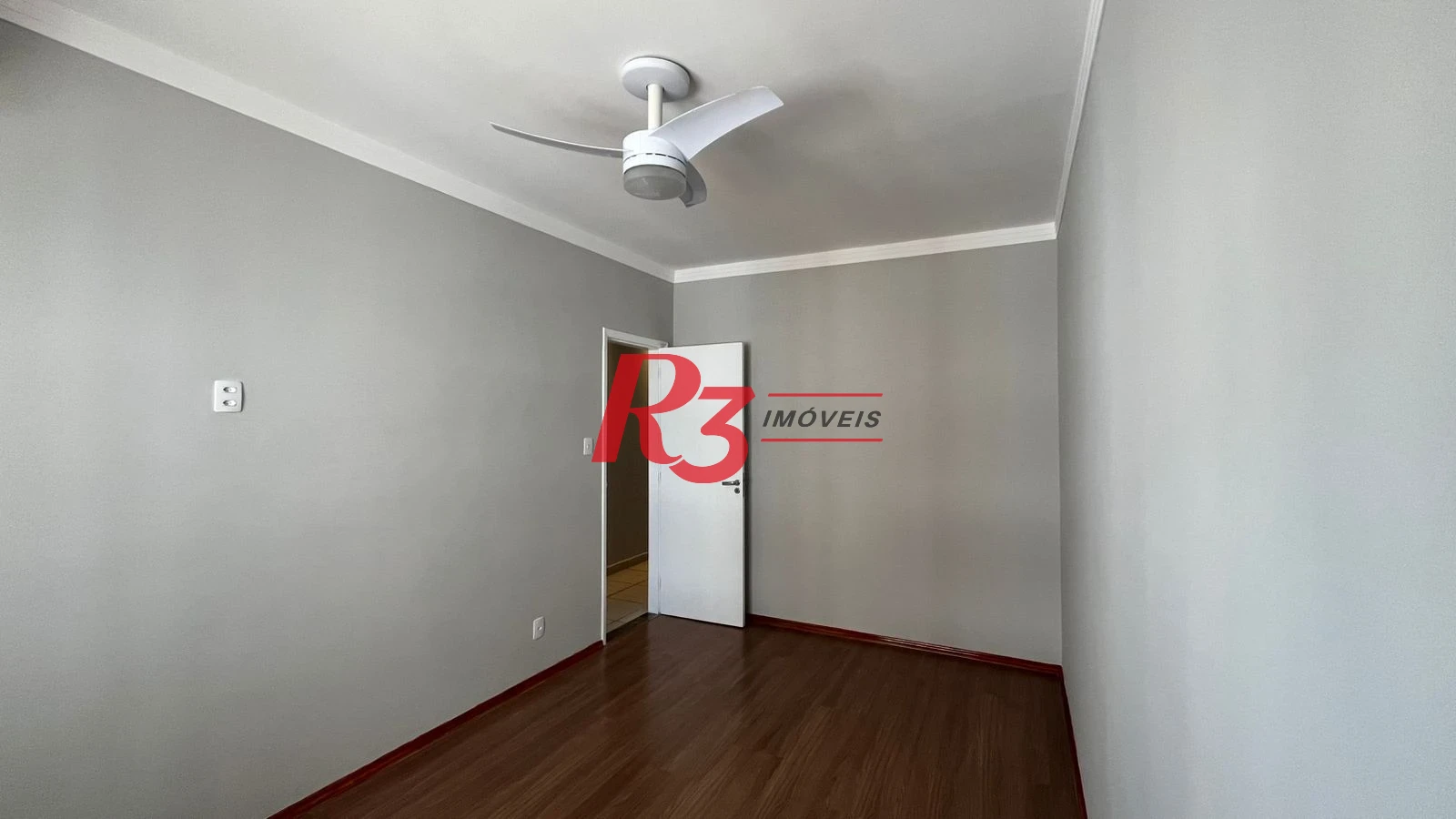 Apartamento com 2 dormitórios para alugar, 120 m² por R$ 5.700,00/mês - Gonzaga - Santos/SP