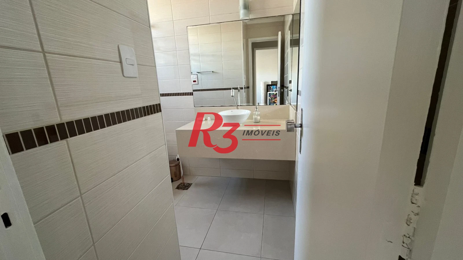 Apartamento com 2 dormitórios para alugar, 120 m² por R$ 5.700,00/mês - Gonzaga - Santos/SP