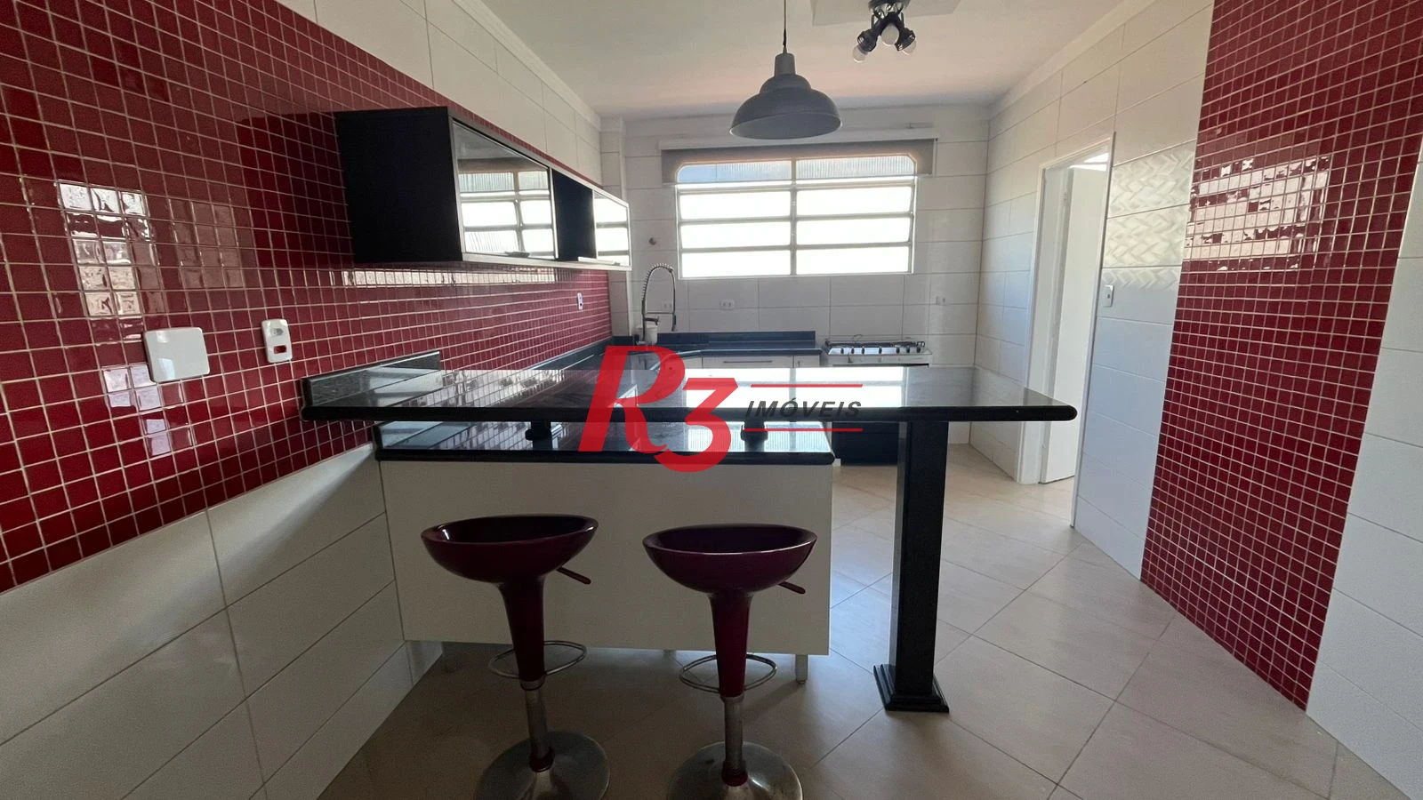 Apartamento com 2 dormitórios para alugar, 120 m² por R$ 5.700,00/mês - Gonzaga - Santos/SP