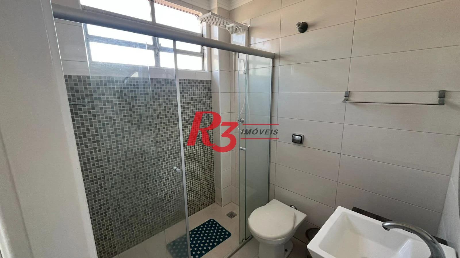 Apartamento com 2 dormitórios para alugar, 120 m² por R$ 5.700,00/mês - Gonzaga - Santos/SP
