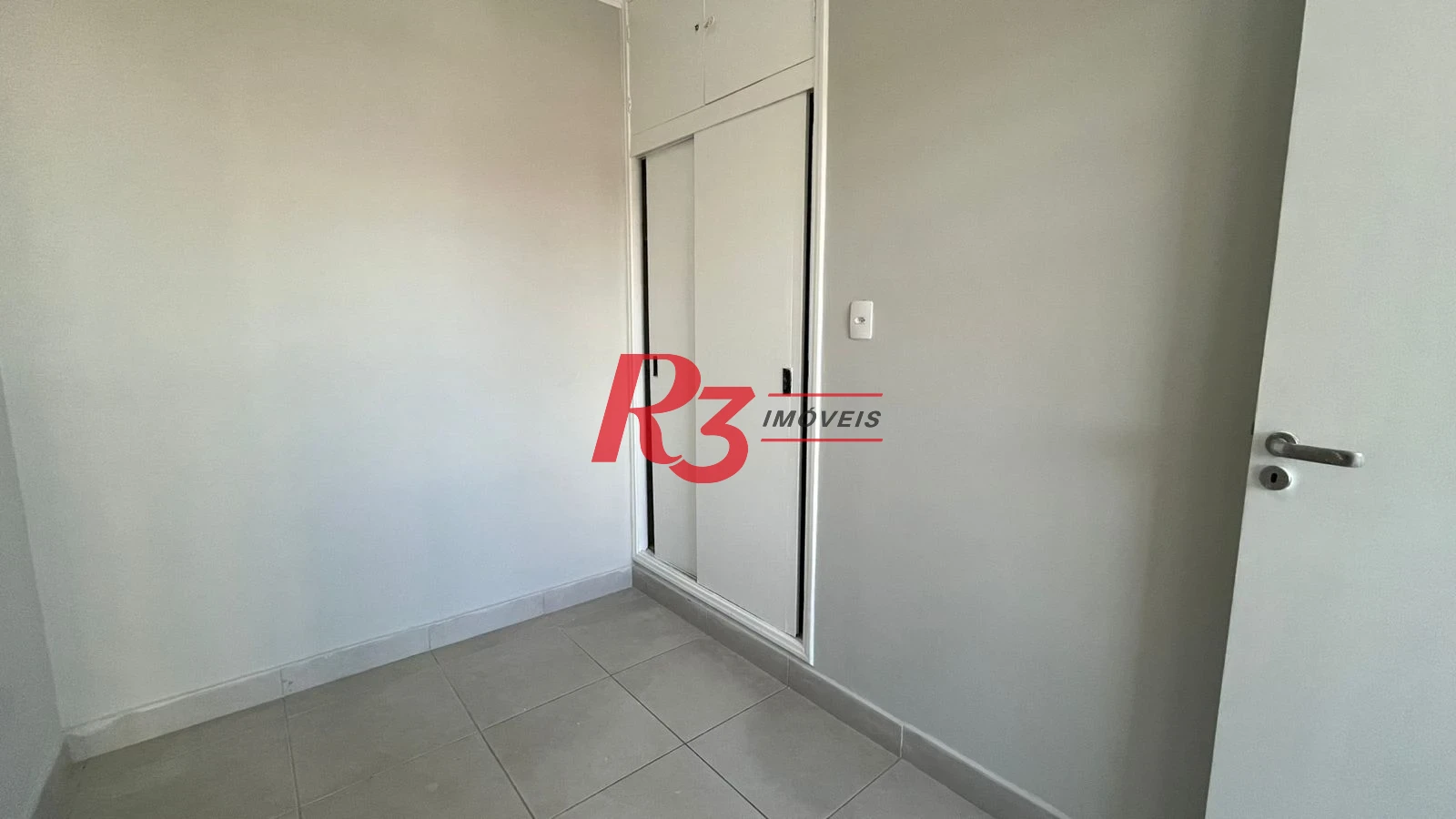 Apartamento com 2 dormitórios para alugar, 120 m² por R$ 5.700,00/mês - Gonzaga - Santos/SP