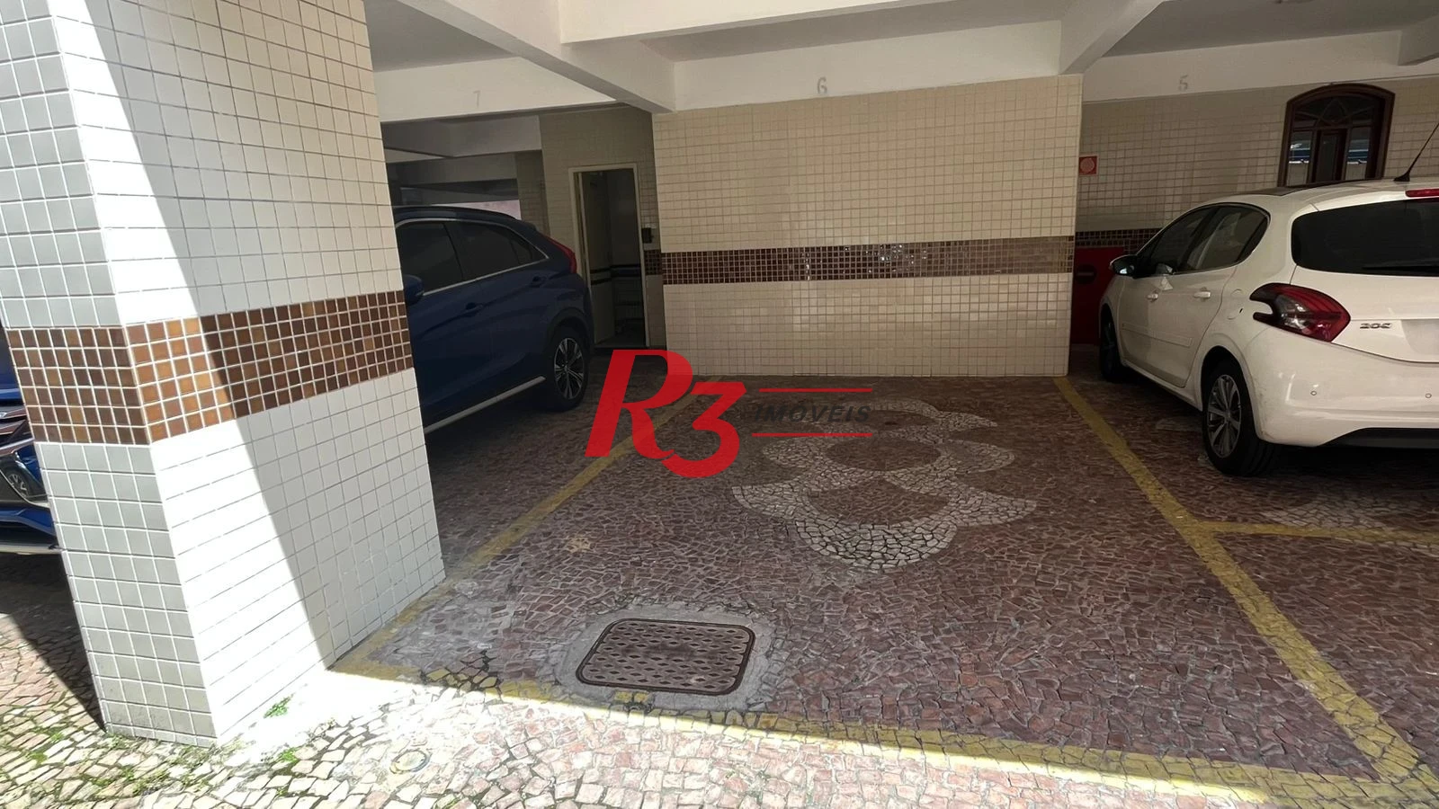 Apartamento com 2 dormitórios para alugar, 120 m² por R$ 5.700,00/mês - Gonzaga - Santos/SP