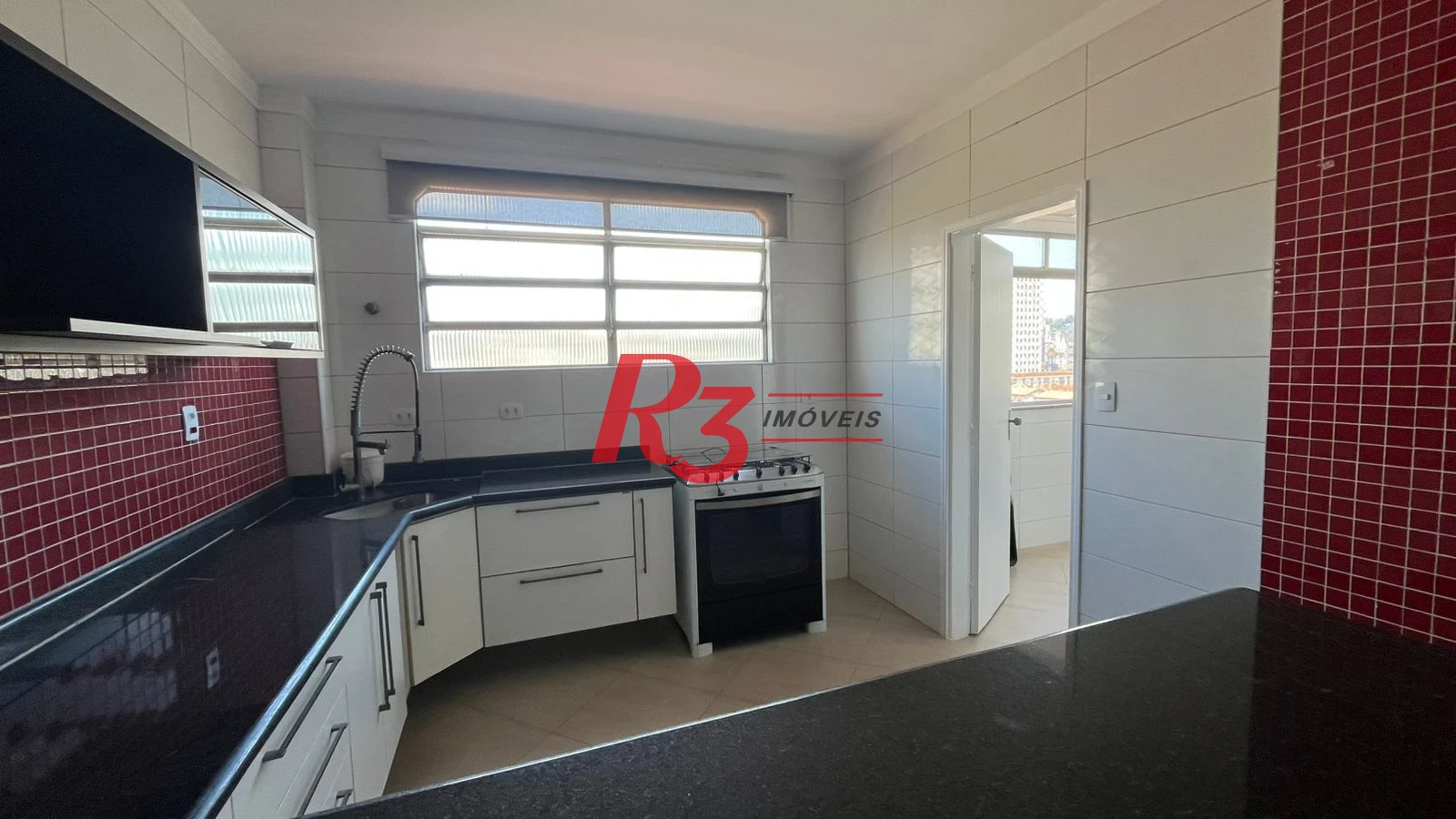 Apartamento com 2 dormitórios para alugar, 120 m² por R$ 5.700,00/mês - Gonzaga - Santos/SP