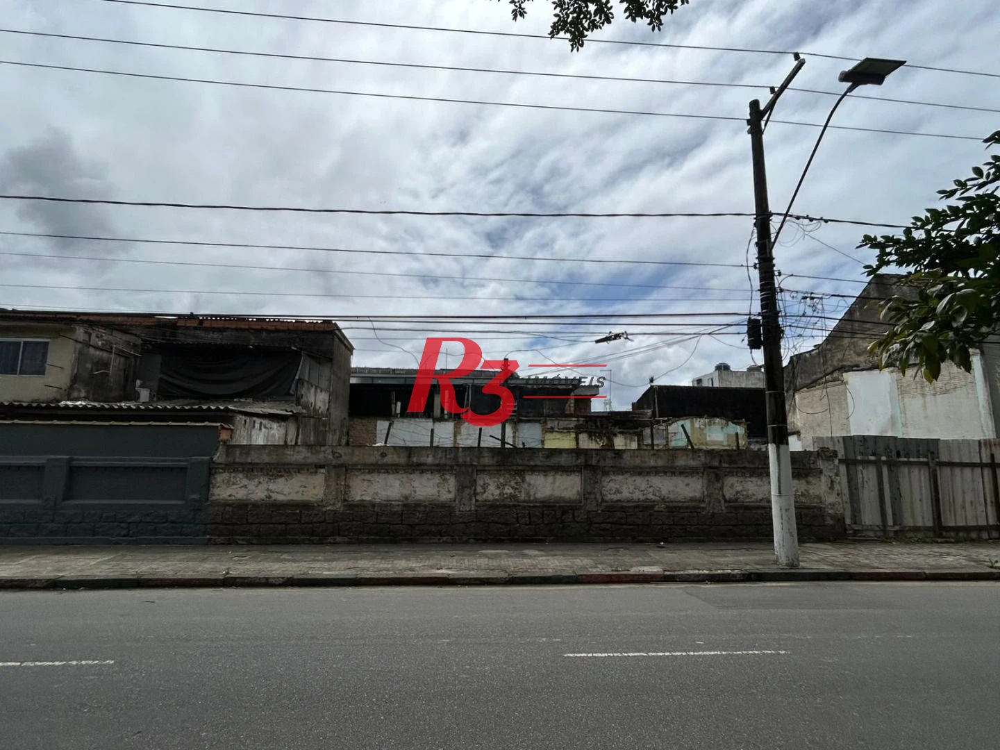Terreno à venda, 371 m² por R$ 1.880.000,00 - Macuco - Santos/SP