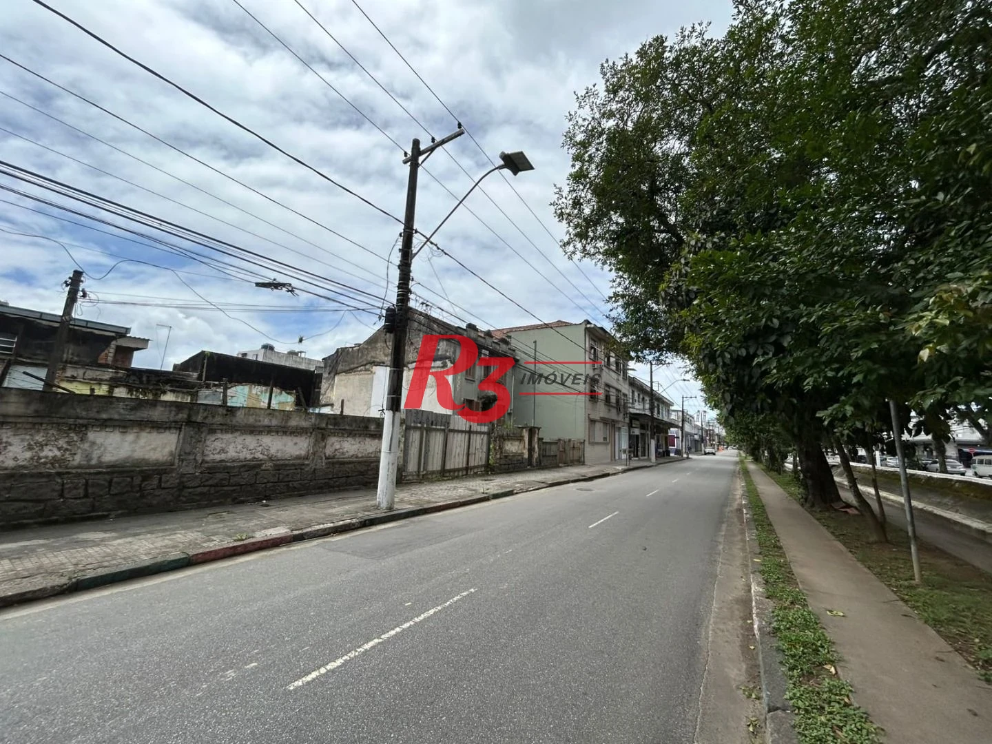 Terreno à venda, 371 m² por R$ 1.880.000,00 - Macuco - Santos/SP