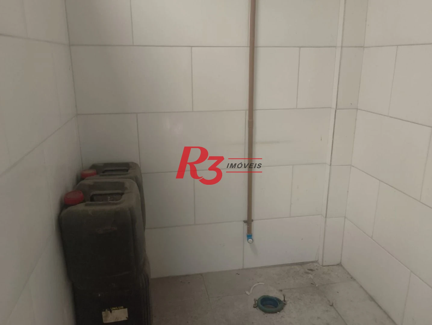 Galpão à venda, 1980 m² por R$ 1.000.000,00 - Centro - São Vicente/SP