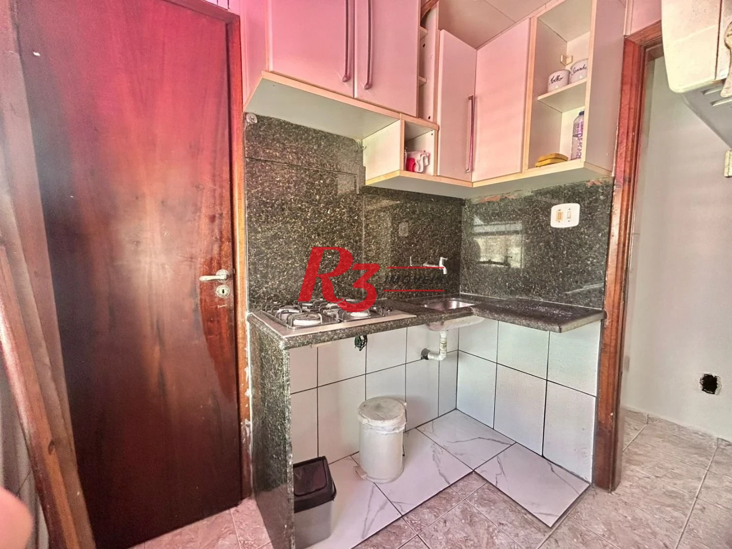 Apartamento com 2 dormitórios à venda, 65 m² por R$ 270.000,00 - Itararé - São Vicente/SP