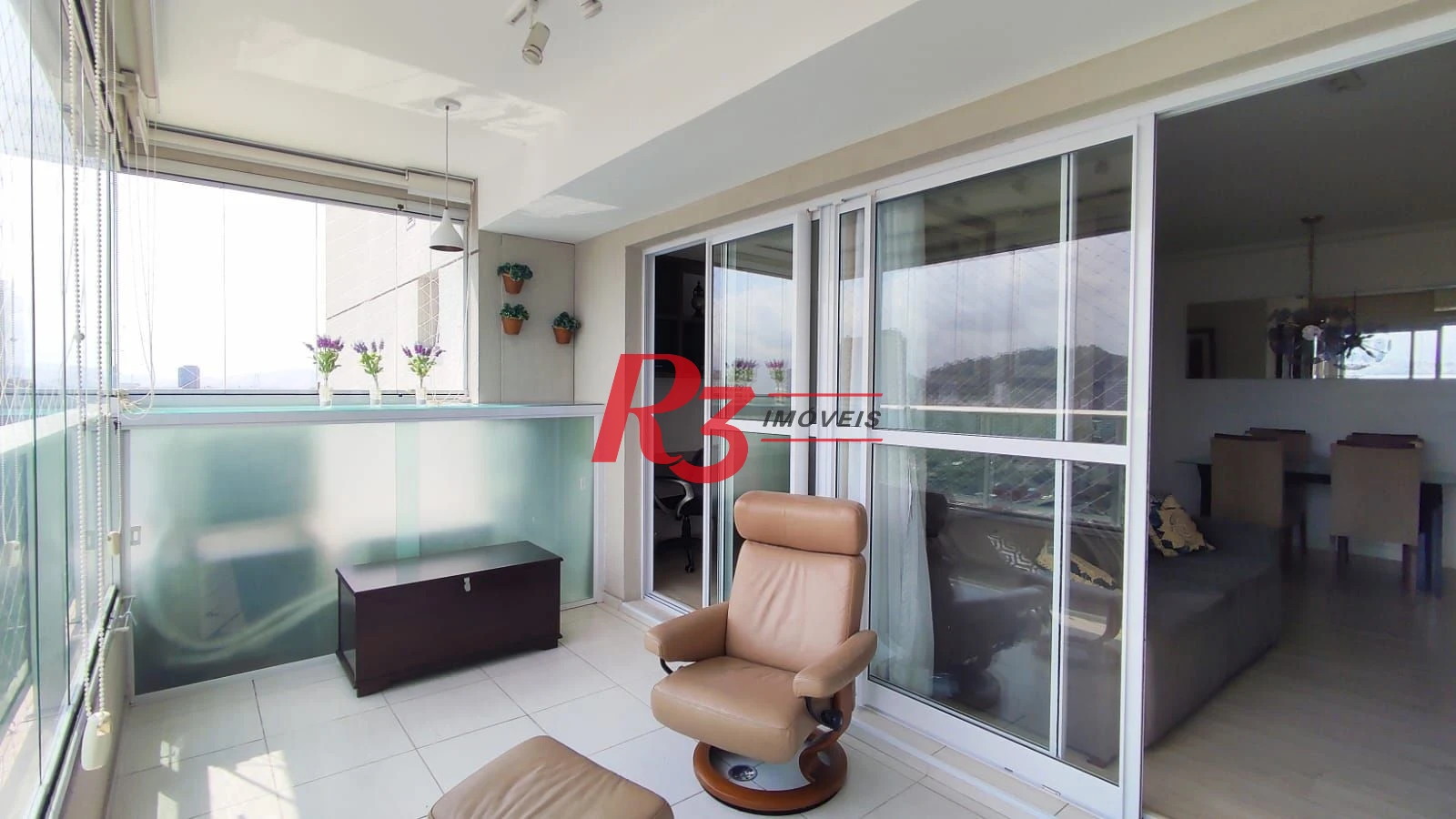 Apartamento com 3 dormitórios à venda, 88 m² por R$ 1.050.000,00 - Campo Grande - Santos/SP