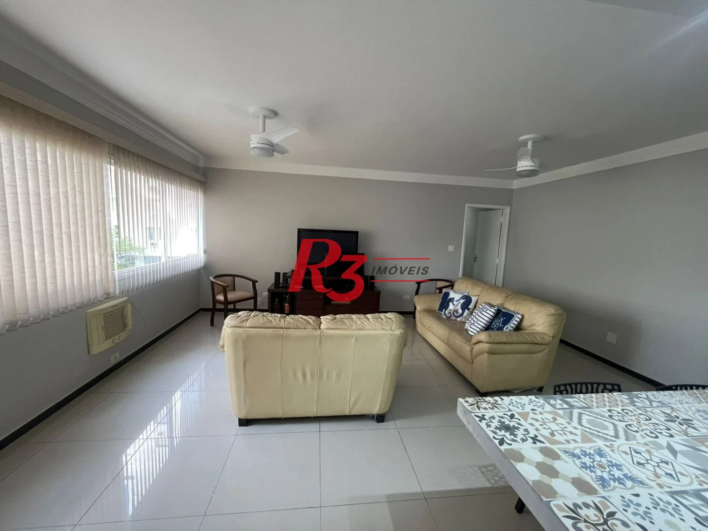 Apartamento com 3 dormitórios à venda, 103 m² por R$ 600.000,00 - Vila Alzira - Guarujá/SP