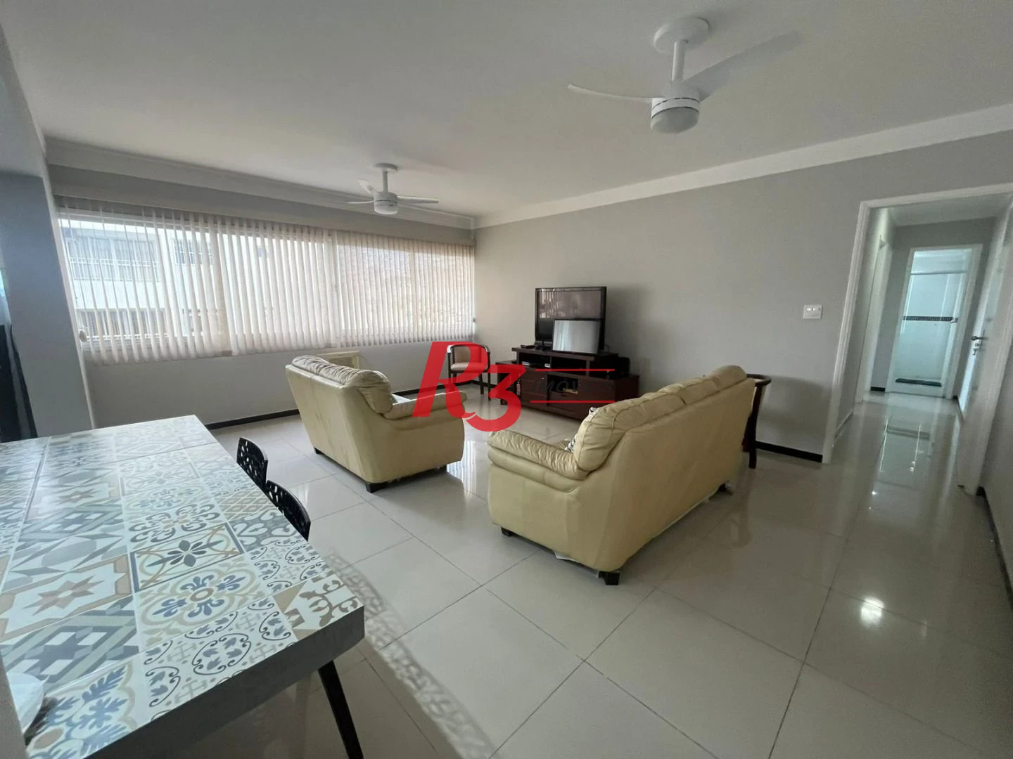 Apartamento com 3 dormitórios à venda, 103 m² por R$ 600.000,00 - Vila Alzira - Guarujá/SP