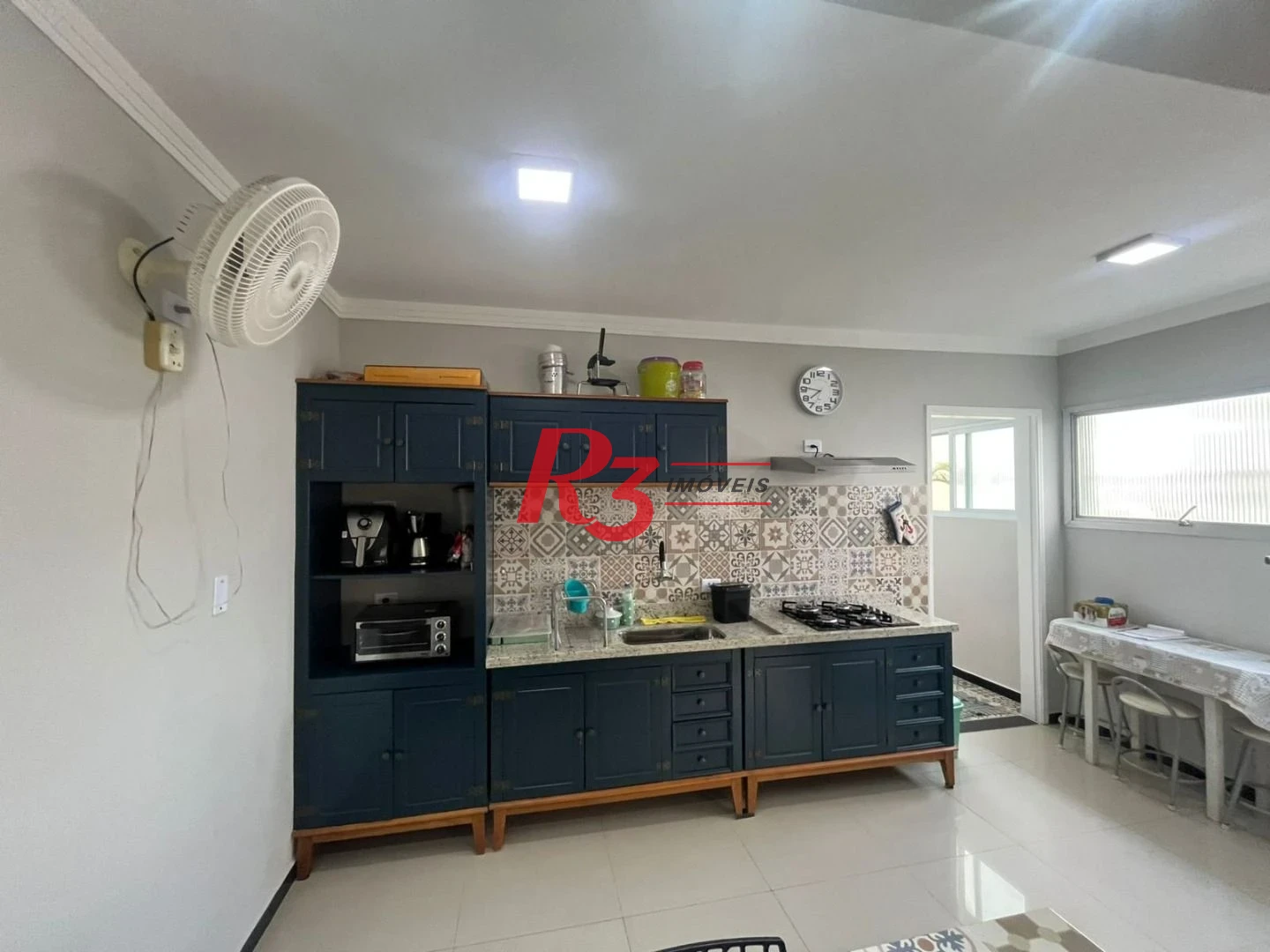 Apartamento com 3 dormitórios à venda, 103 m² por R$ 600.000,00 - Vila Alzira - Guarujá/SP