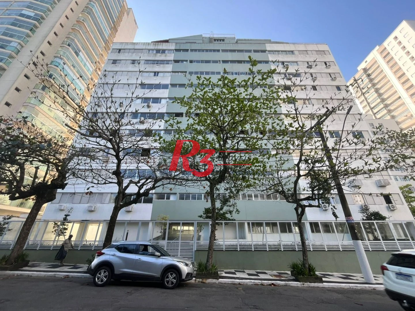 Apartamento com 3 dormitórios à venda, 103 m² por R$ 600.000,00 - Vila Alzira - Guarujá/SP