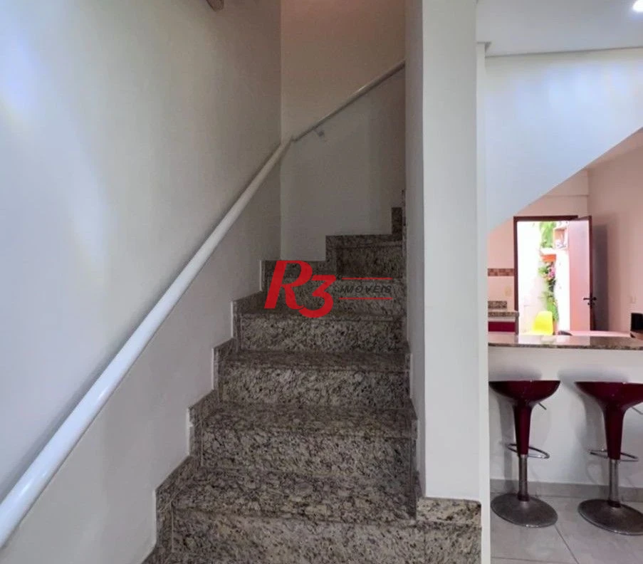 Sobrado à venda, 53 m² por R$ 350.000,00 - Esplanada dos Barreiros - São Vicente/SP