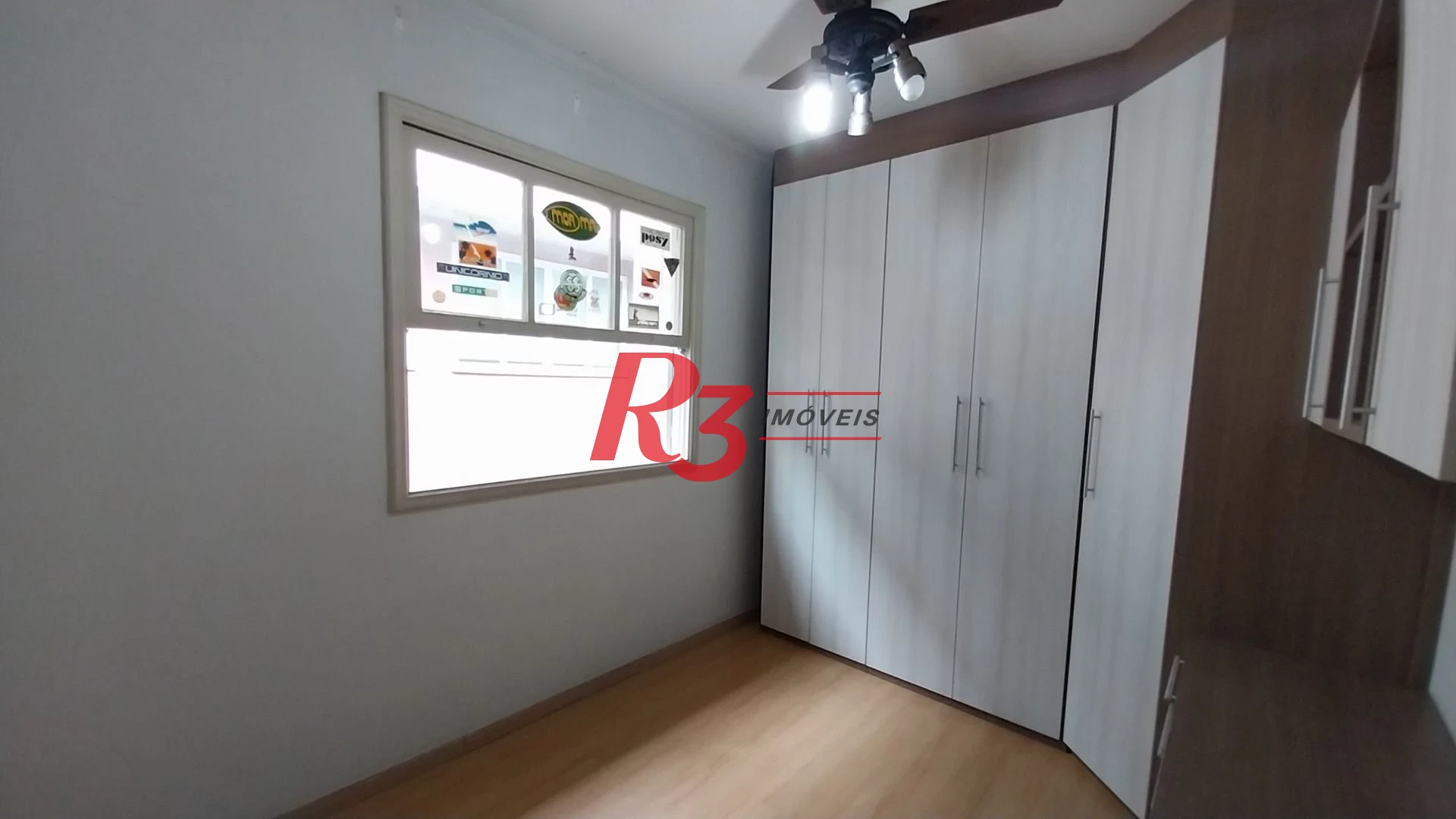 Casa com 3 dormitórios à venda, 142 m² por R$ 700.000,00 - Encruzilhada - Santos/SP