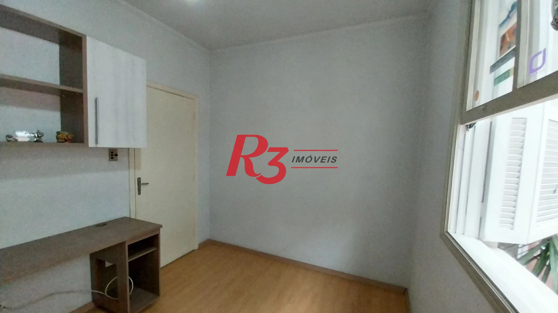 Casa com 3 dormitórios à venda, 142 m² por R$ 700.000,00 - Encruzilhada - Santos/SP