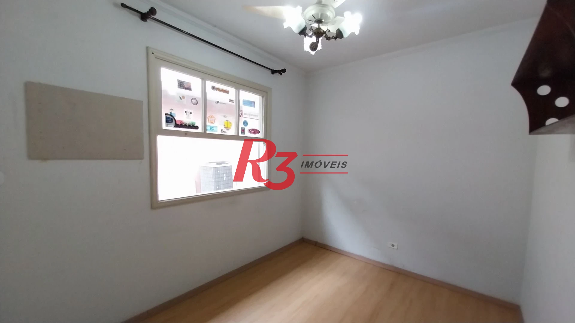 Casa com 3 dormitórios à venda, 142 m² por R$ 700.000,00 - Encruzilhada - Santos/SP
