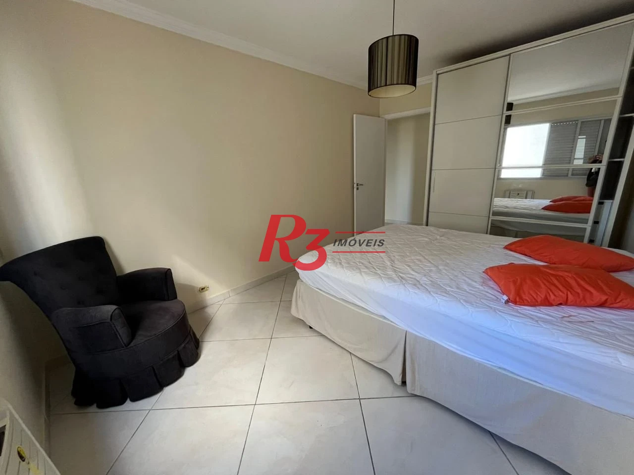 Apartamento com 2 dormitórios à venda, 104 m² por R$ 610.000,00 - Vila Alzira - Guarujá/SP