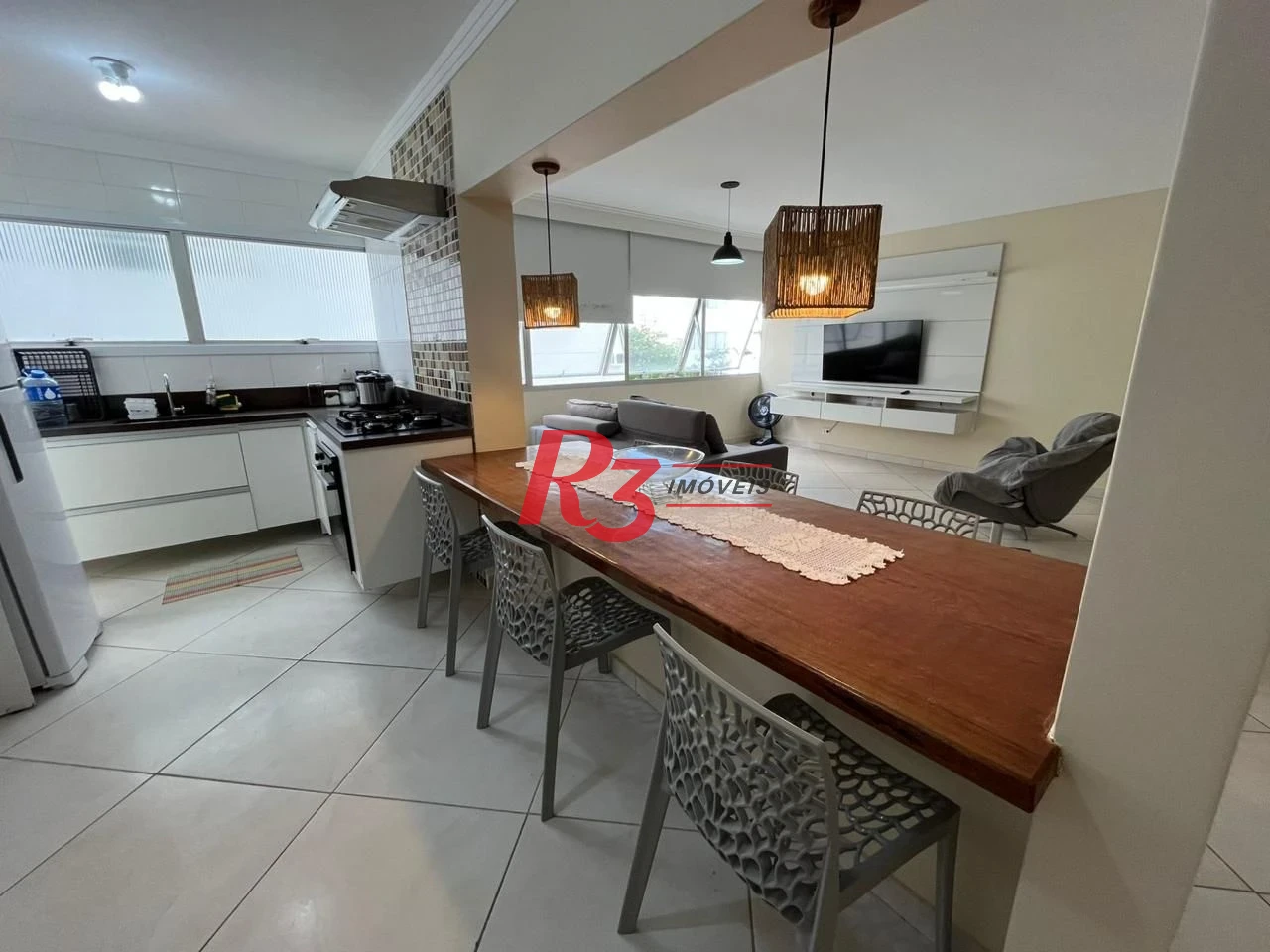 Apartamento com 2 dormitórios à venda, 104 m² por R$ 610.000,00 - Vila Alzira - Guarujá/SP