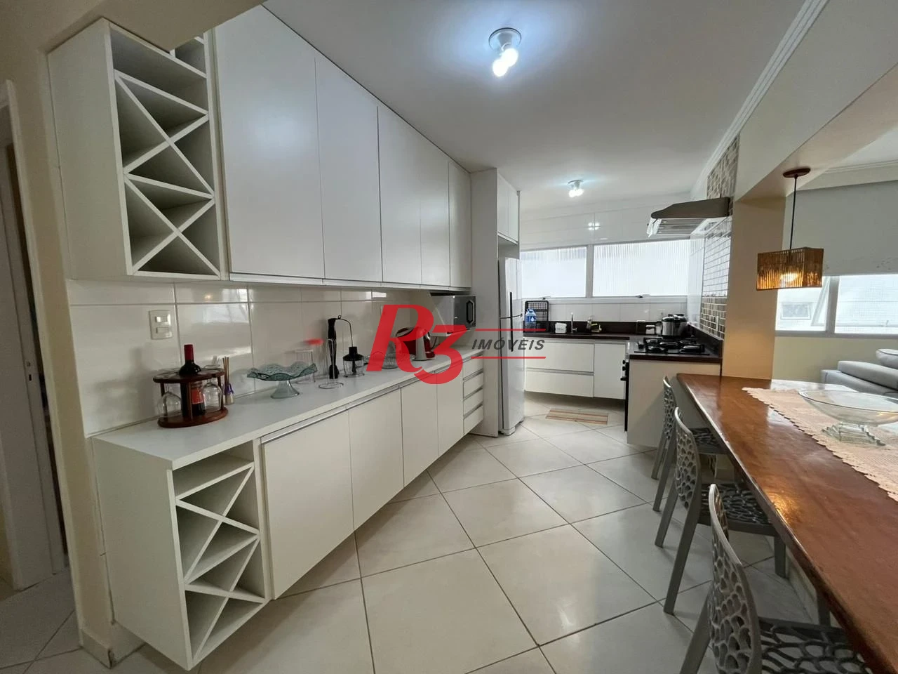 Apartamento com 2 dormitórios à venda, 104 m² por R$ 610.000,00 - Vila Alzira - Guarujá/SP