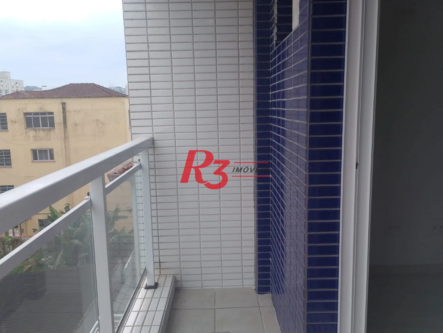 Apartamento com 2 dormitórios para alugar, 62 m² por R$ 4.500,01/ano - Gonzaga - Santos/SP