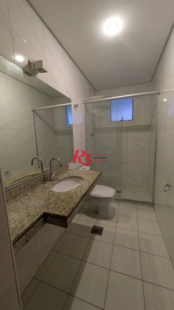 Apartamento com 2 dormitórios para alugar, 62 m² por R$ 4.500,01/ano - Gonzaga - Santos/SP