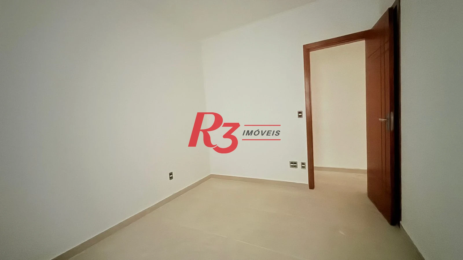 Village à venda, 120 m² por R$ 735.000,00 - Marapé - Santos/SP