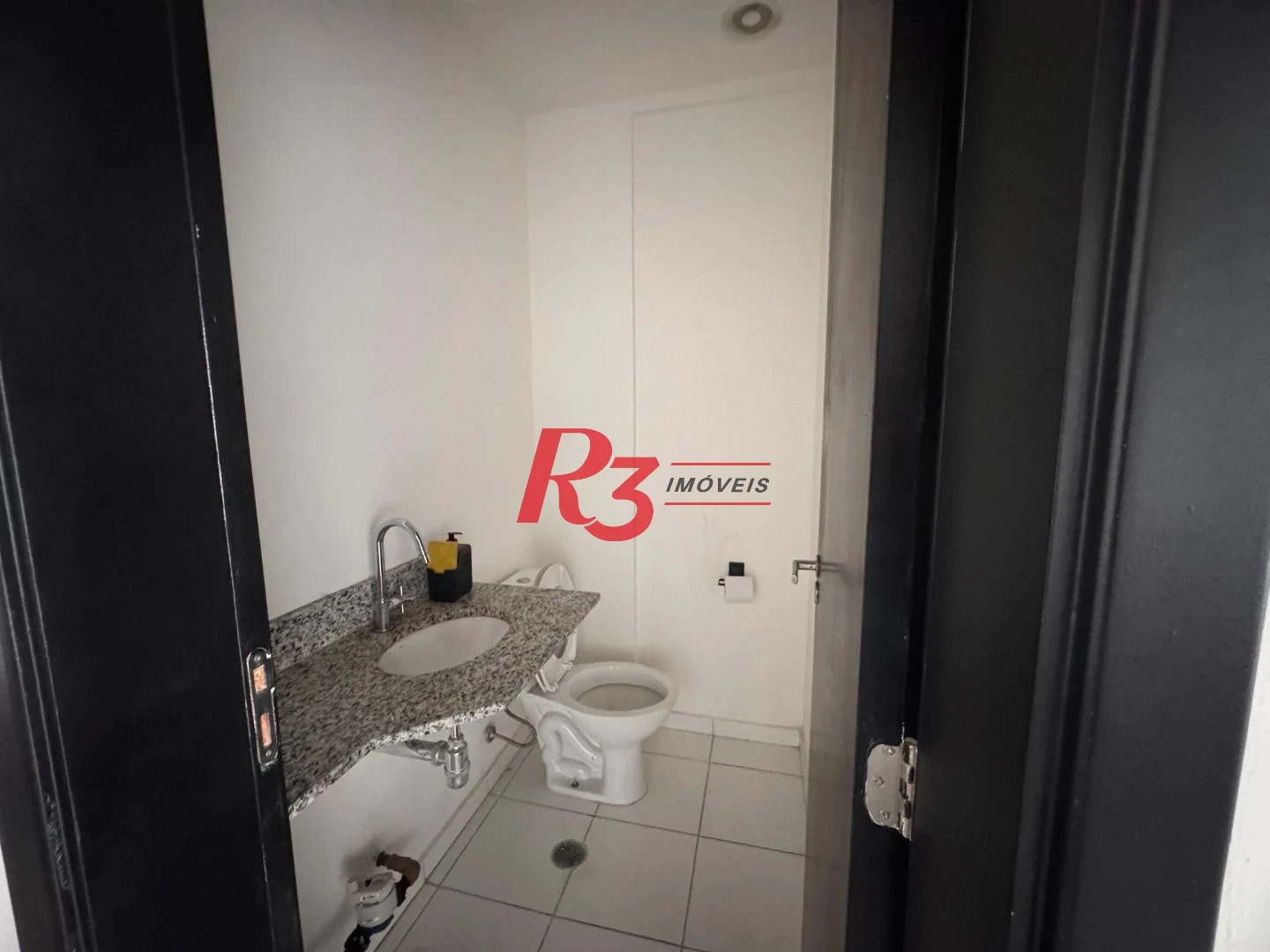Sala, 40 m² - venda por R$ 255.000,00 ou aluguel por R$ 3.000,00/mês - Vila Matias - Santos/SP
