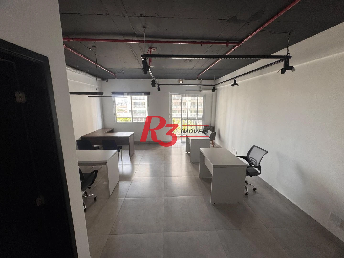 Sala, 40 m² - venda por R$ 255.000,00 ou aluguel por R$ 3.000,00/mês - Vila Matias - Santos/SP