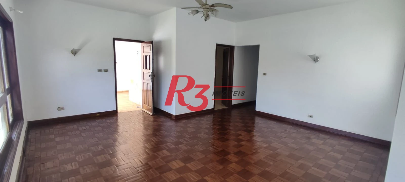 Casa com 5 dormitórios à venda, 290 m² por R$ 1.200.000,00 - Balneário Flórida - Praia Grande/SP