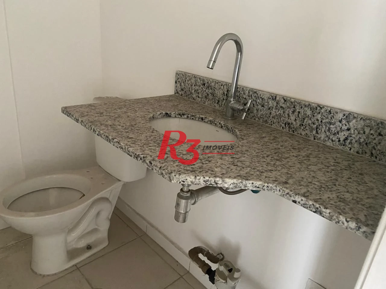 Conjunto para alugar, 96 m² por R$ 4.780,00/mês - Vila Matias - Santos/SP