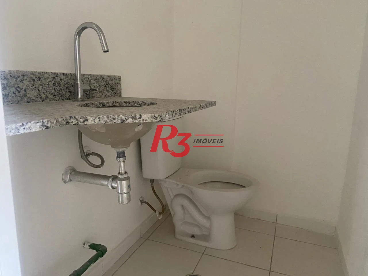 Conjunto para alugar, 96 m² por R$ 4.780,00/mês - Vila Matias - Santos/SP