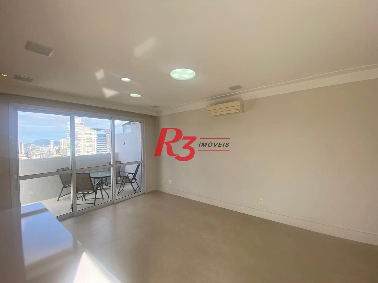 Apartamento Duplex com 3 dormitórios à venda, 148 m² por R$ 1.900.000,00 - Gonzaga - Santos/SP