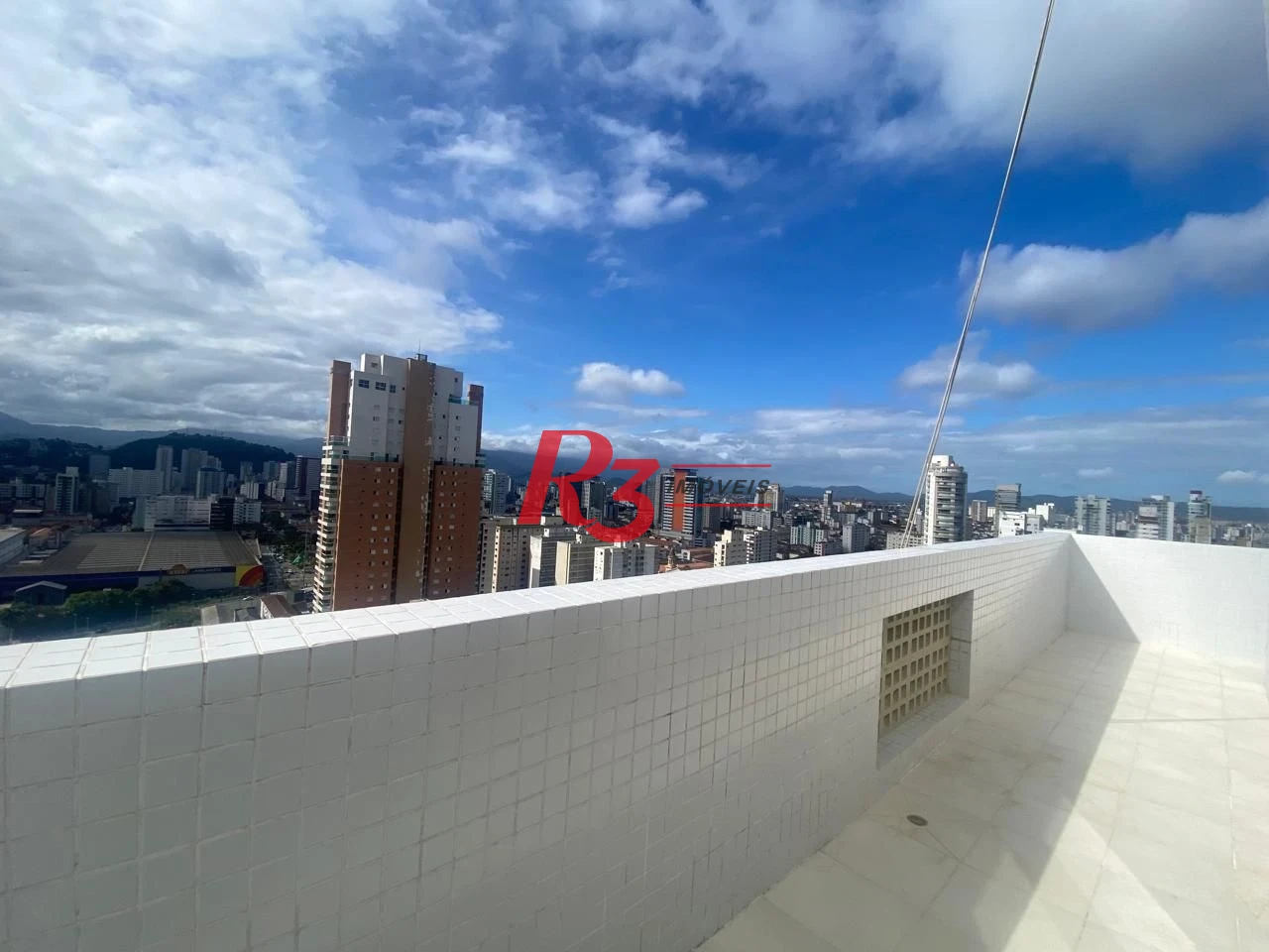 Apartamento Duplex com 3 dormitórios à venda, 148 m² por R$ 1.900.000,00 - Gonzaga - Santos/SP