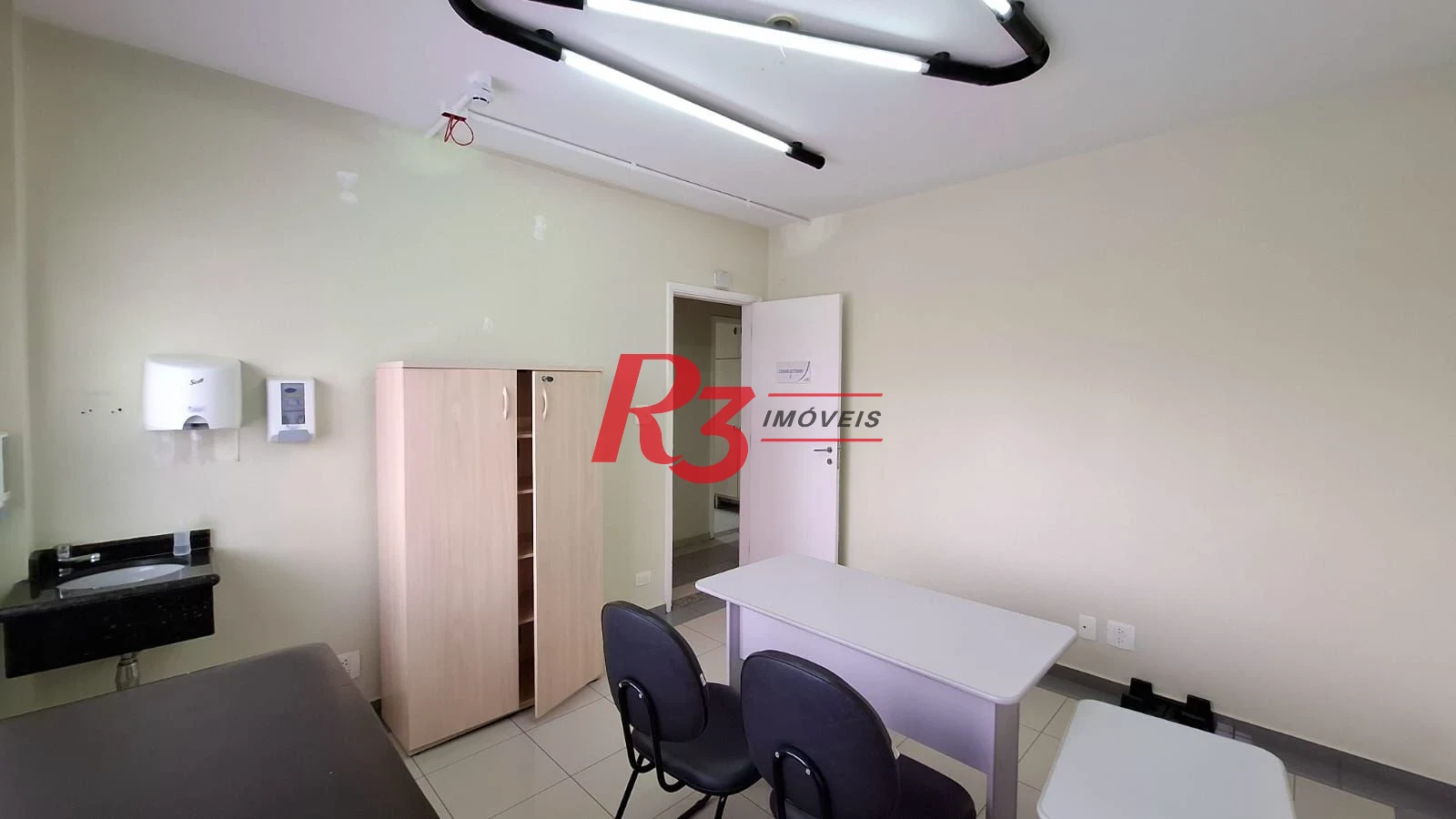 Sala à venda, 135 m² por R$ 750.000,00 - Gonzaga - Santos/SP