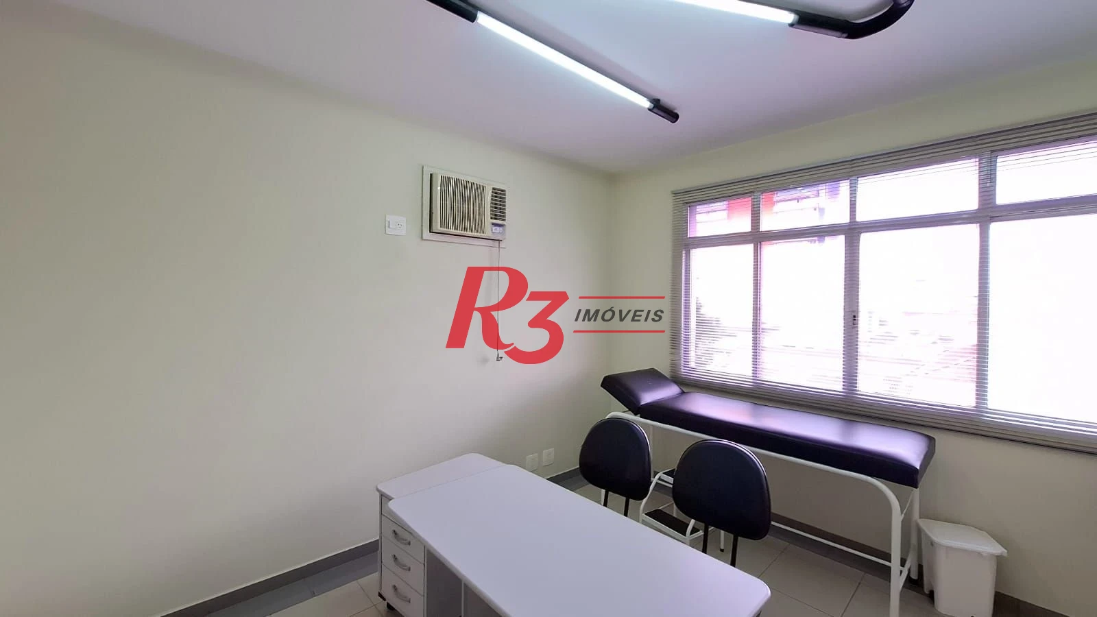 Sala à venda, 135 m² por R$ 750.000,00 - Gonzaga - Santos/SP