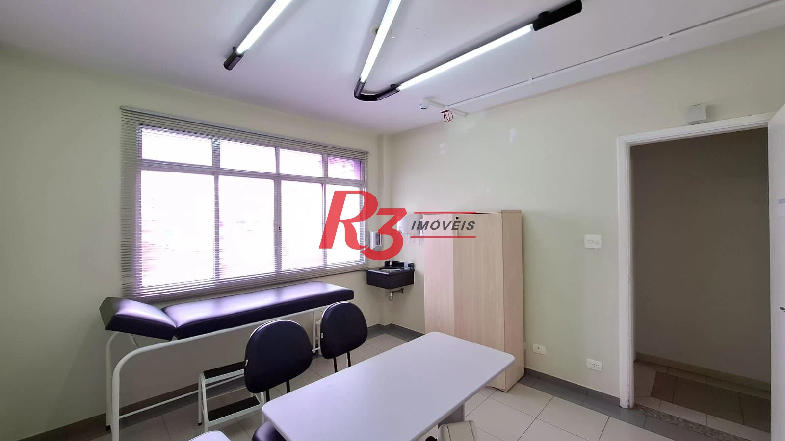 Sala à venda, 135 m² por R$ 750.000,00 - Gonzaga - Santos/SP