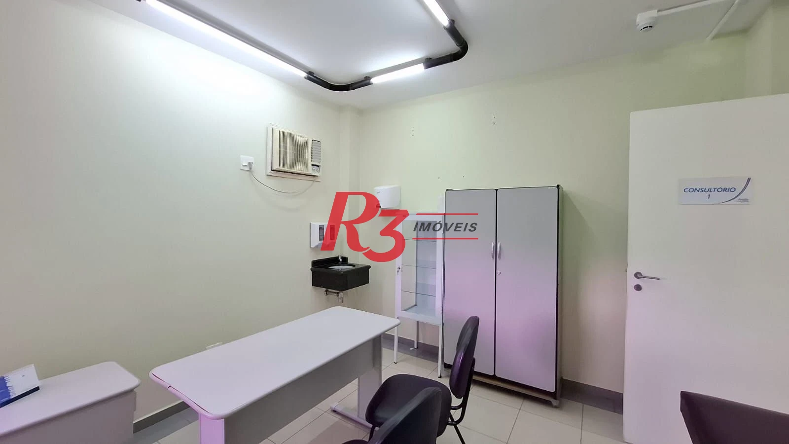 Sala à venda, 135 m² por R$ 750.000,00 - Gonzaga - Santos/SP