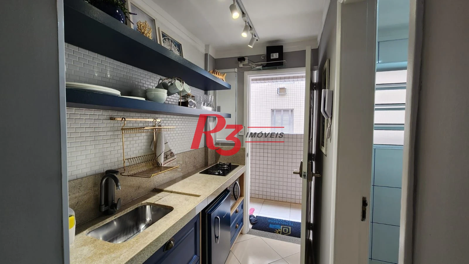 Kitnet com 1 dormitório à venda, 28 m² por R$ 375.000,00 - José Menino - Santos/SP