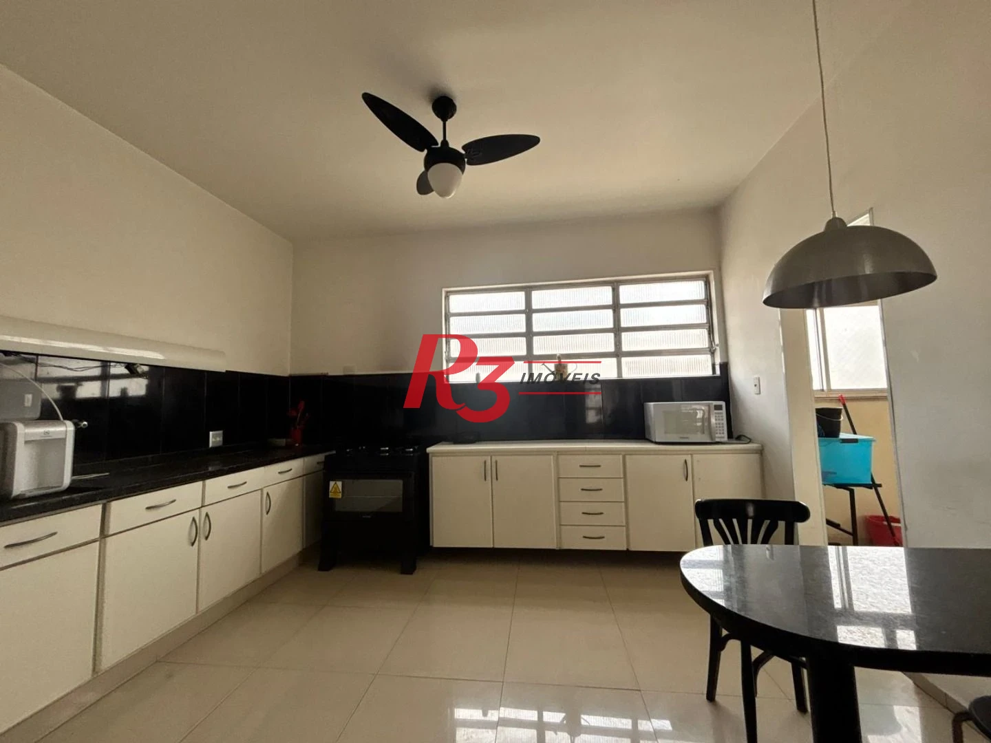 Apartamento para alugar, 175 m² por R$ 6.000,00/mês - Boqueirão - Santos/SP