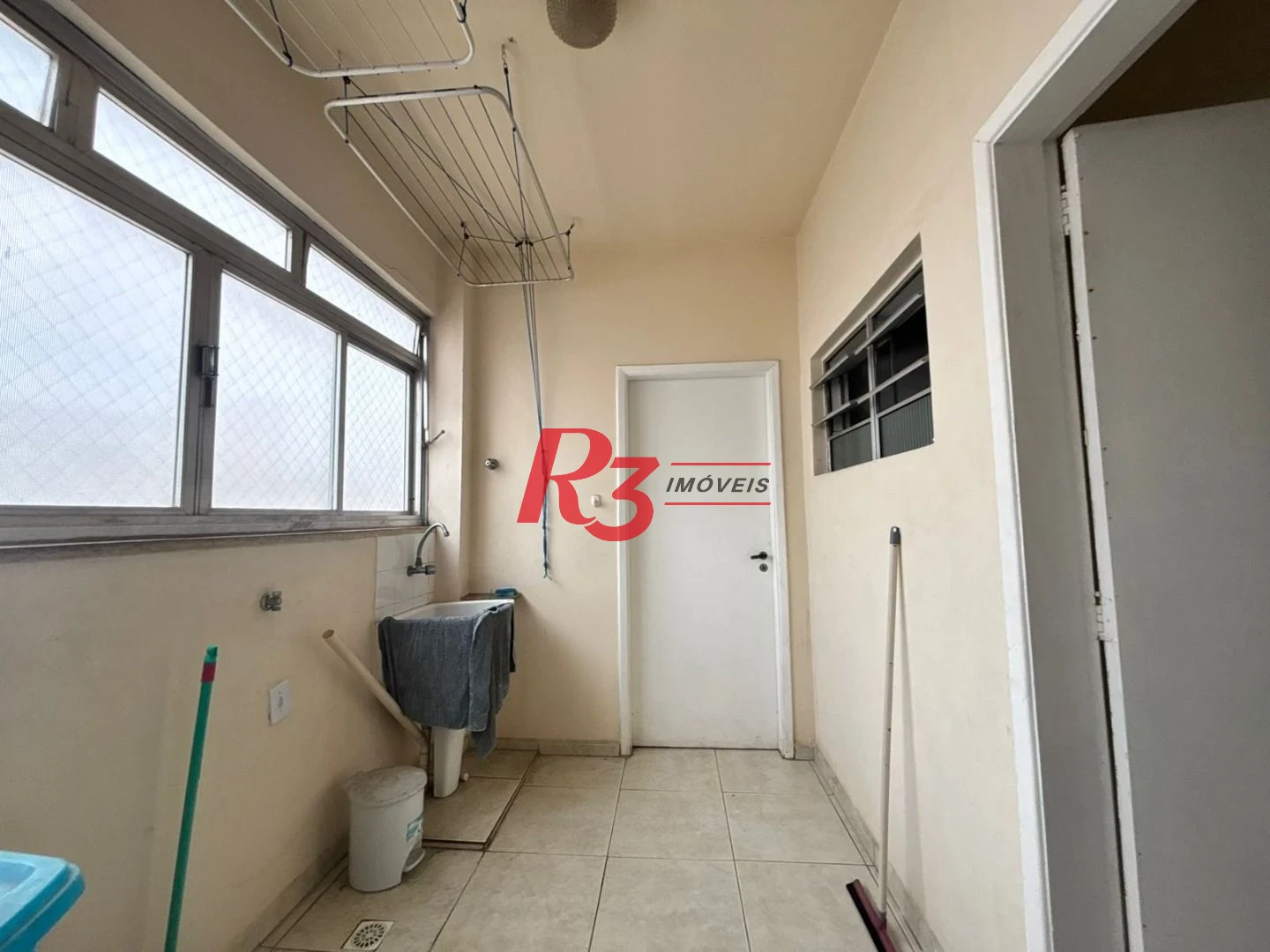 Apartamento para alugar, 175 m² por R$ 6.000,00/mês - Boqueirão - Santos/SP