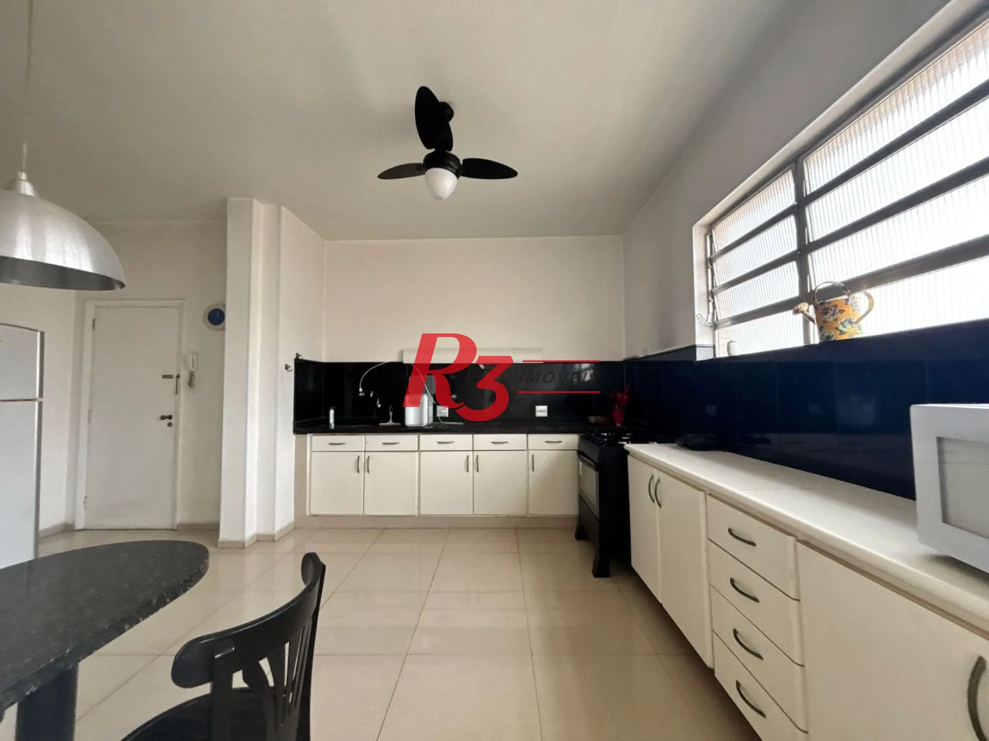 Apartamento para alugar, 175 m² por R$ 6.000,00/mês - Boqueirão - Santos/SP